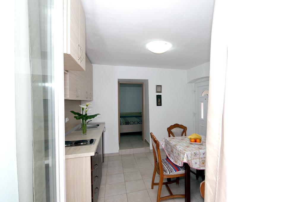 Apartments Pavlovic Petrovac Екстериор снимка