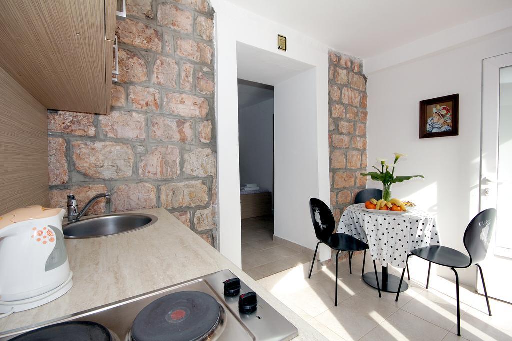 Apartments Pavlovic Petrovac Екстериор снимка